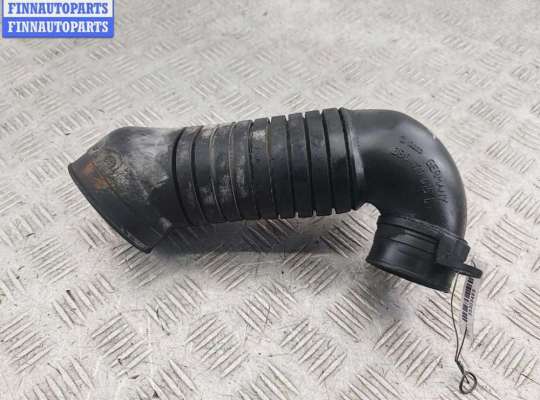Гофра (патрубок) воздушного фильтра на Volkswagen Passat B5 (3B)