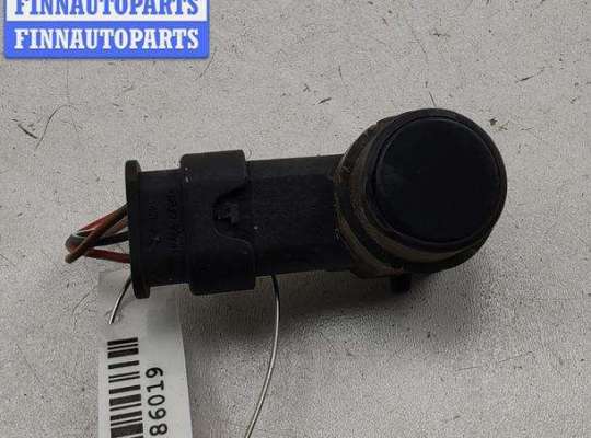 купить Датчик парковки (парктроник) передний на Volkswagen Passat B6