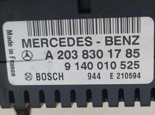 купить Переключатель отопителя на Mercedes W209 (CLK)