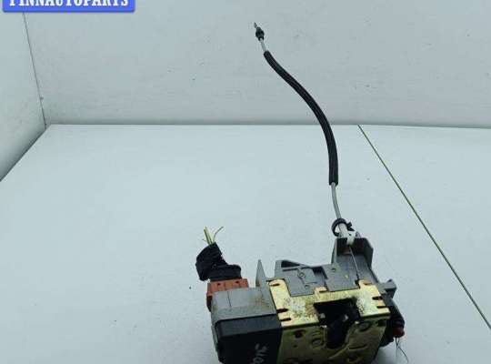 купить Замок двери задней левой на Peugeot 307