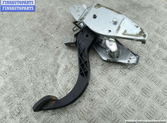 купить Педаль сцепления на Opel Astra H (2004-2009)