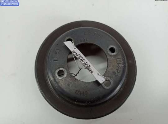 Шкив помпы BM2056864 на BMW 5 E39 (1995-2003)