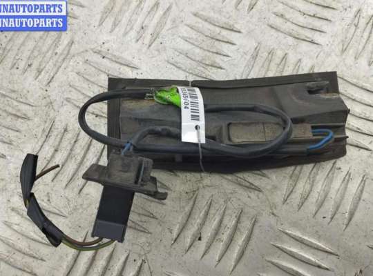 купить Кнопка открывания багажника на Opel Astra H (2004-2009)