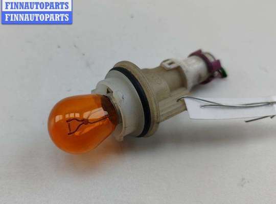 Патрон лампы указателя поворота AU1668044 на Audi A4 B5 (1994-2001)