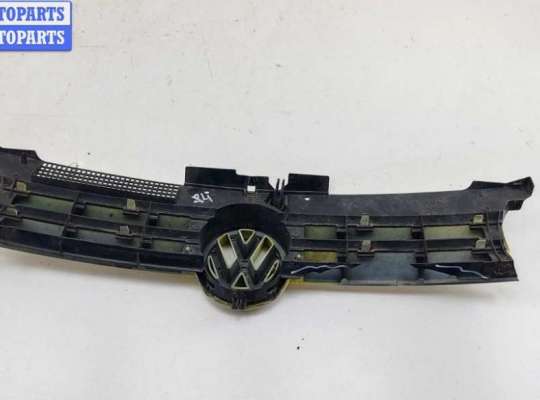 купить Решетка радиатора на Volkswagen Golf-4