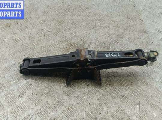 купить Домкрат на Peugeot 807