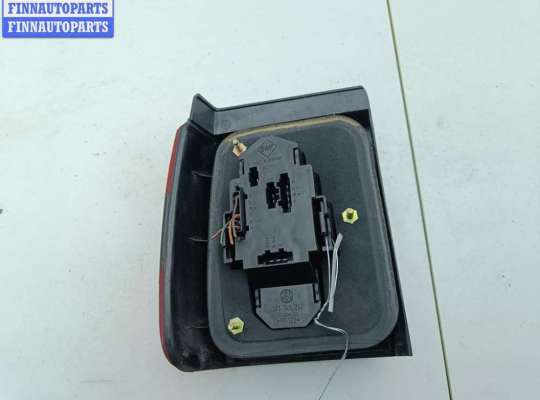 купить Фонарь задний правый на Volkswagen Passat B4