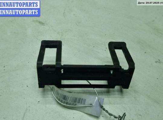 Кронштейн крепления VG2399105 на Volkswagen Bora
