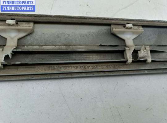 купить Молдинг двери передней правой на Audi A6 C4 (1994-1997)