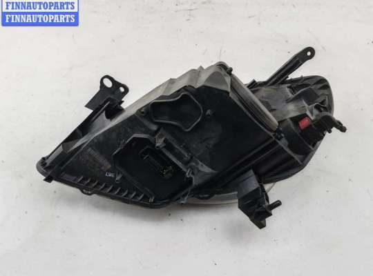 купить Фара правая на Opel Zafira B (2004-2014)