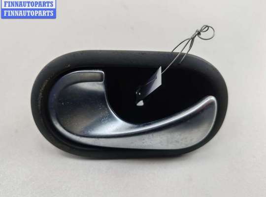 Ручка двери внутренняя задняя левая RN1552757 на Renault Scenic II (2003-2009)