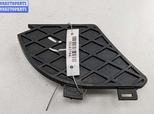 купить Решётка (заглушка) в бампер на Mercedes E-Class W210 (1995-2002)