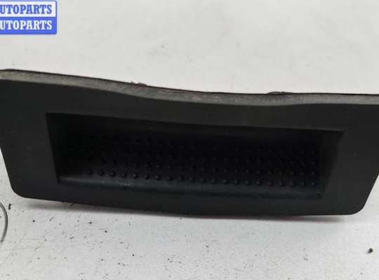 Кнопки на Opel Zafira B