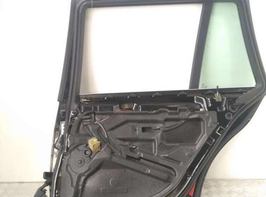 купить Дверь боковая задняя правая на BMW 5 E39 (1995-2003)