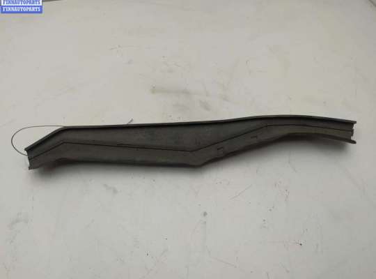 купить Уплотнитель капота на Mercedes C-Class W202 (1993-2000)