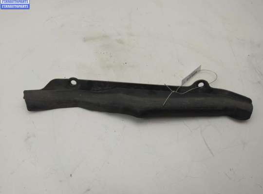 купить Уплотнитель капота на Mercedes C-Class W202 (1993-2000)