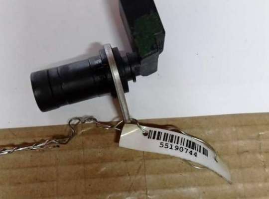 купить Датчик положения коленвала на BMW 5 E39 (1995-2003)