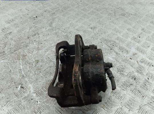 купить Суппорт передний правый на Kia Sorento (2002-2009)