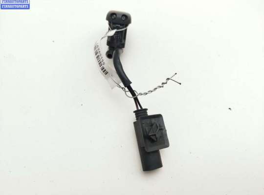 купить Форсунка омывателя на BMW 5 E39 (1995-2003)