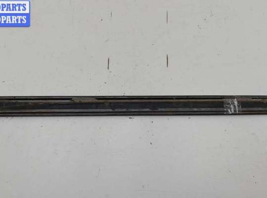 купить Молдинг двери задней левой на Volkswagen Sharan (2000-2010)