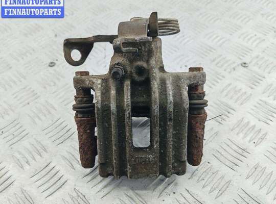 Суппорт задний левый VG2733446 на Volkswagen Passat B5