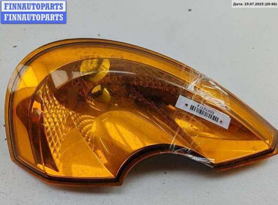 купить Поворотник (указатель поворота) правый на Renault Modus