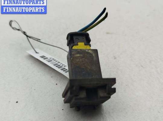 купить Кнопка открывания багажника на Peugeot 206