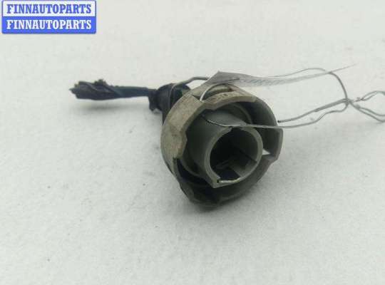 купить Патрон лампы указателя поворота на Volvo S40 / V40 (1995-2004)