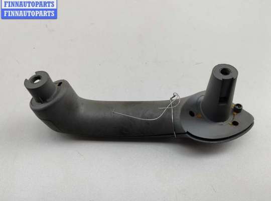 купить Ручка двери внутренняя задняя левая на Volkswagen Golf-4