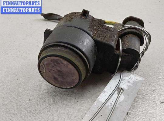 купить Датчик парковки (парктроник) передний на BMW 3 E90/E91/E92/E93 (2005-2013)