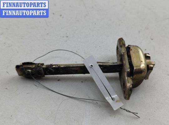 Ограничитель двери на Volkswagen Passat B3 (35i)