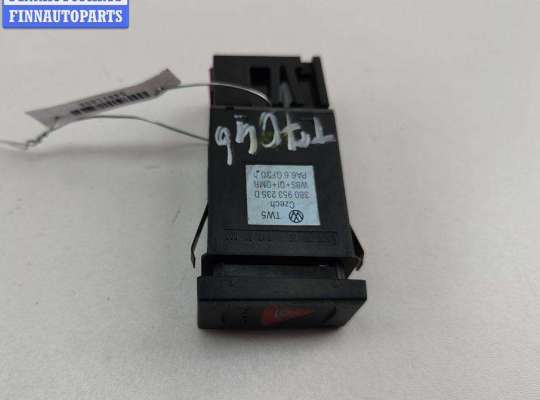 Кнопка аварийной сигнализации (аварийки) VG2396098 на Volkswagen Passat B5