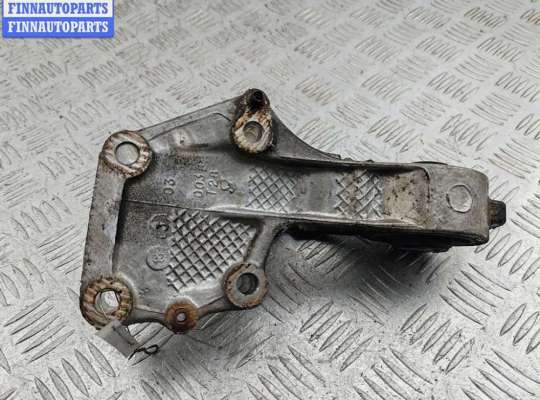 купить Кронштейн крепления на Peugeot 307