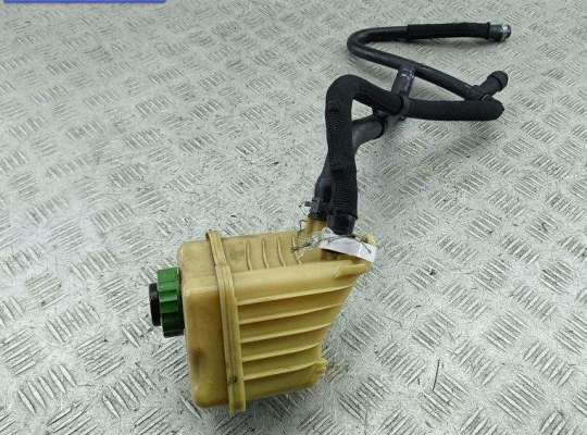 купить Бачок гидроусилителя на Audi Q7 4L (2005-2015)