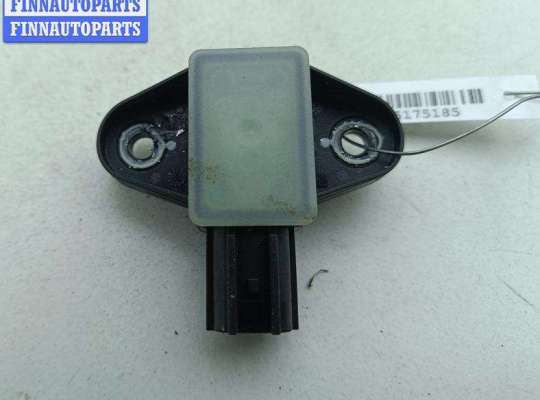 купить Датчик удара (Airbag) на Volkswagen Passat B6