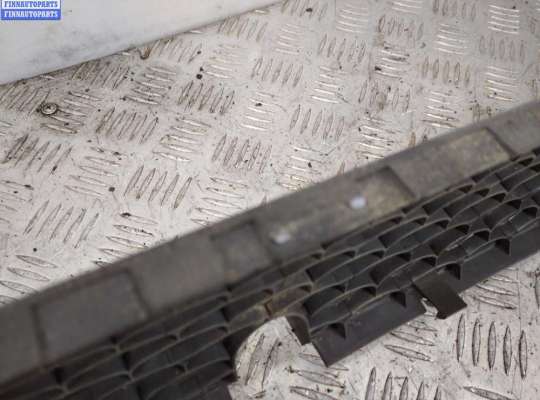 купить Решетка радиатора на Ford Transit (2000-2006)