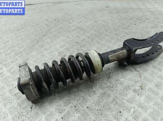 купить Стойка подвески передняя правая на Audi Q7 4L (2005-2015)