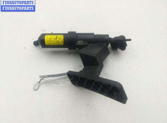 Форсунка омывателя фары / стекла на Ford Mondeo III