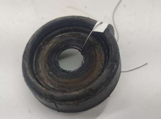 купить Опора амортизатора переднего (верхняя) на Audi 80 B4 (1991-1996)