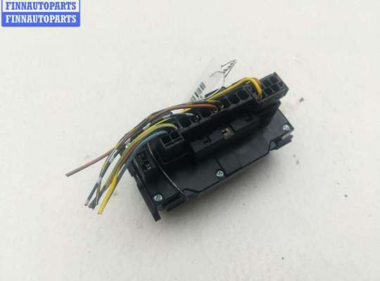 купить Кнопка аварийной сигнализации (аварийки) на Mercedes E-Class W210 (1995-2002)