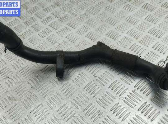 купить Патрубок радиатора на Volkswagen Passat B7