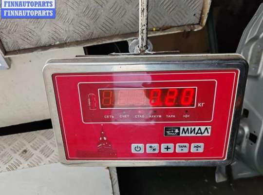 купить Молдинг двери передней левой на Volkswagen Passat B6