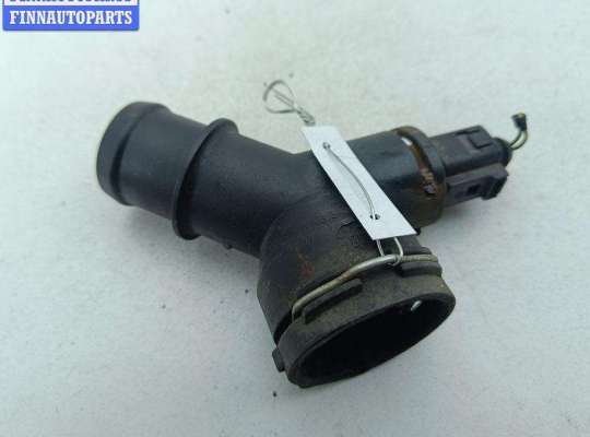 купить Фланец (тройник) системы охлаждения на Volkswagen Passat B6