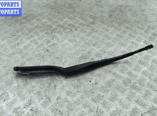 купить Щеткодержатель (поводок стеклоочистителя) передний на BMW 5 F10/F11 (2009-2017)