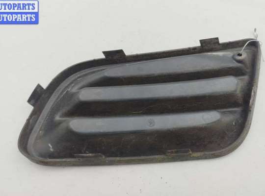 купить Решётка (заглушка) в бампер на Mitsubishi Space Star (1998-2005)