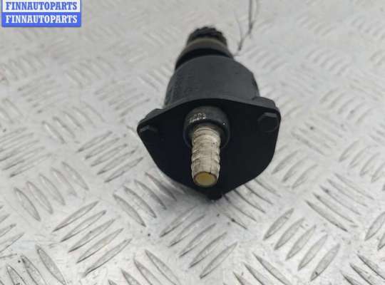 купить Насос вакуумный на Volkswagen Passat B5