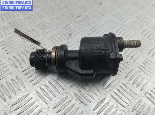 купить Насос вакуумный на Volkswagen Passat B5