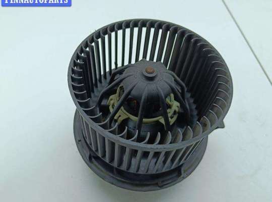 купить Двигатель отопителя (моторчик печки) на Renault Megane II (2002-2008)