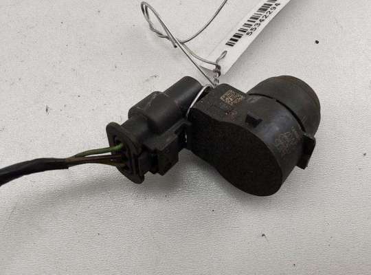 Датчик парковки (парктроник) передний BM3584508 на BMW 3 E90/E91/E92/E93 (2005-2013)