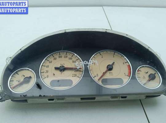 купить Щиток приборный (панель приборов) на Chrysler Voyager (2001-2007)